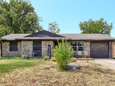 2305 Arcady Ln