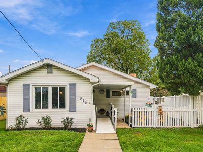 218 Merchant Ave