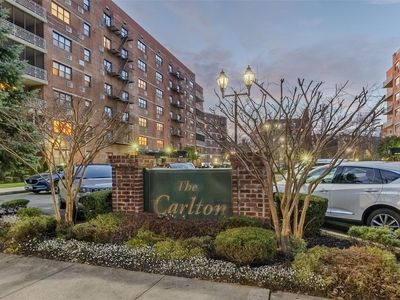 88-25 155 Avenue #6L