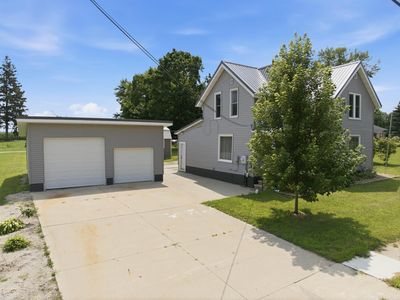 Property at 613 Wapsie St, Sumner, IA