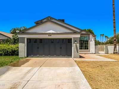 854 E MANOR Drive