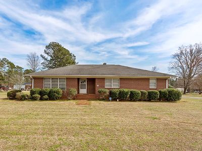 Property at 3 Roxanna Dr, Ninety Six, SC