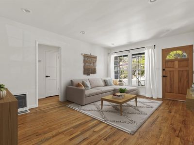 1936 Parrot St