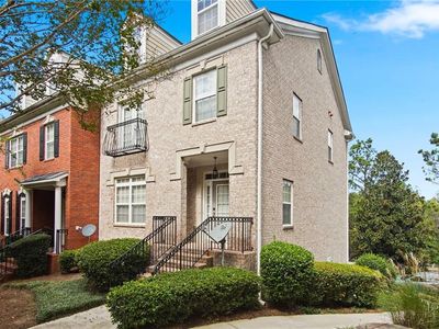 308 Holbrook Rd