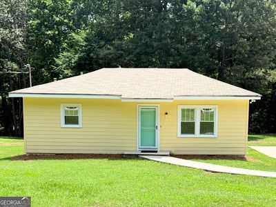 1090 Brackett Rd