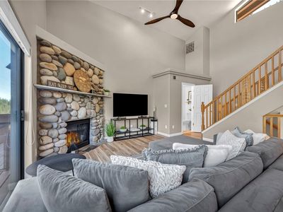 400 Fairview Blvd #215