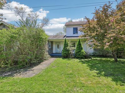 22 Center Hill Road