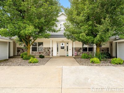613 Trinity Dr Unit 2