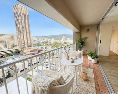 430 Keoniana St APT 712