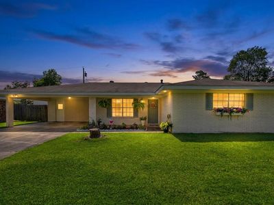 108 Thomas Nolan Dr