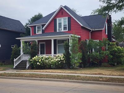 2721 Hall Ave
