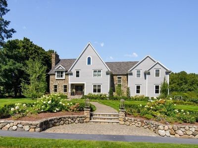 4 Haywood Farm