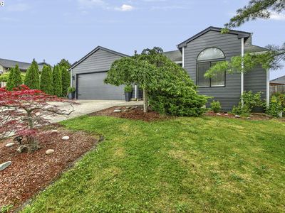 2448 NW Norwood St