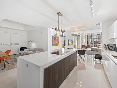 851 NE 1st Ave UNIT 1712