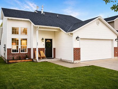 251 Rosewood Cir