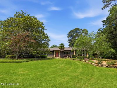 4025 Dogwood Dr
