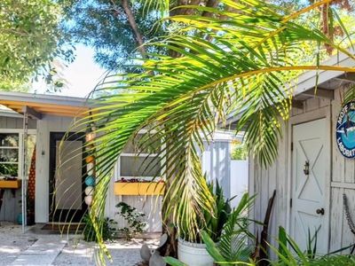 5329 Avenida Del Mare