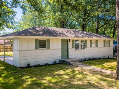 18 Westminister Dr