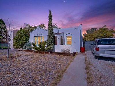 219 Vassar Dr SE