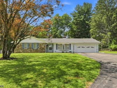 Property at 7 Brantwood Ter, Hackettstown, NJ