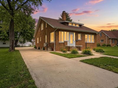 310 E Elm St