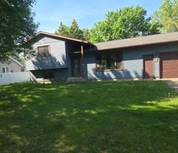 831 Cummings Ln