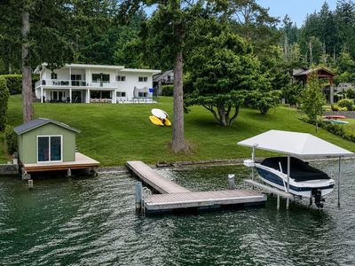 3770 S Bay