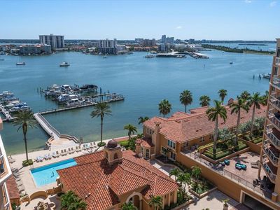 521 Mandalay Ave APT 1105