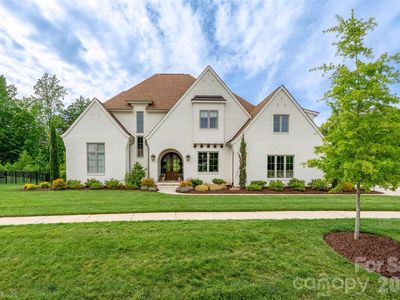 10201 Laurier Ln