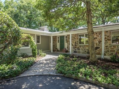 6 Post House Rd