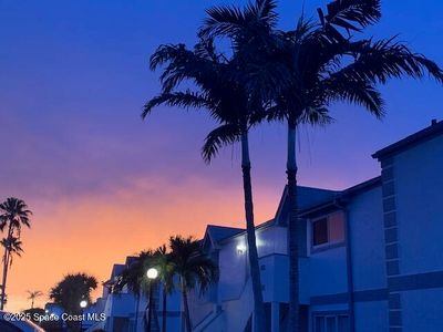 718 Beach Park Ln #V286