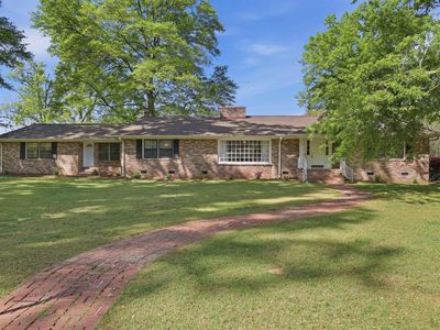 Property at 106 Ansel Dr, Clinton, SC