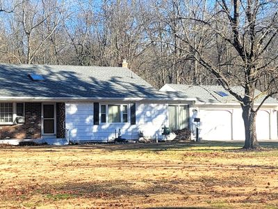 560 Governors Highway