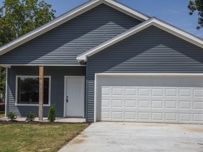 205 N Main St