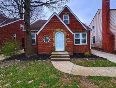 16208 Biltmore Ave