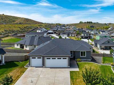 1075 Klamath Court