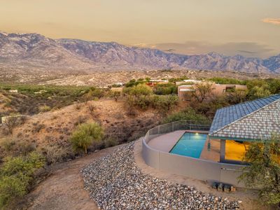 4811 E Wagon Train Rd