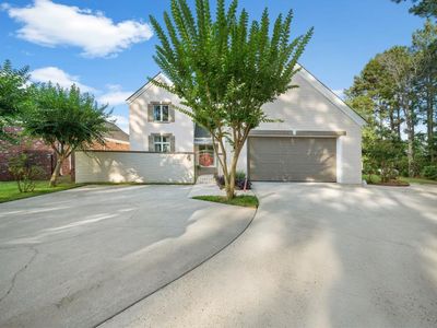 4 Arrowhead Point