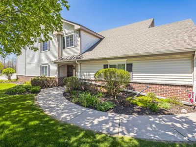 678 Pewaukee ROAD #E