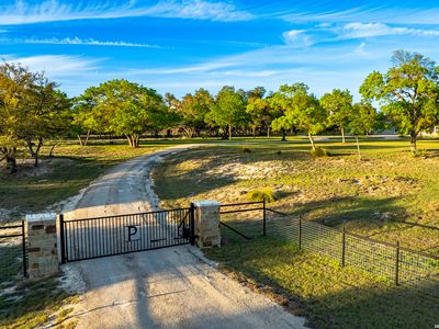 2873 Ranch Road 1888