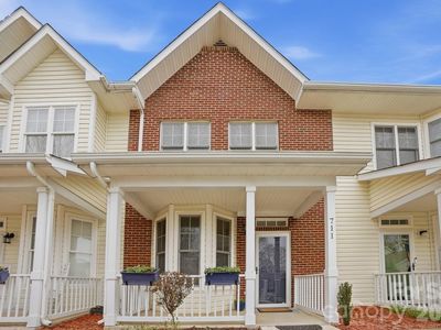 711 Stone Village Dr