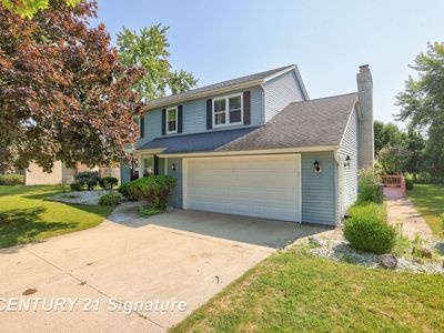 3198 Columbine Dr