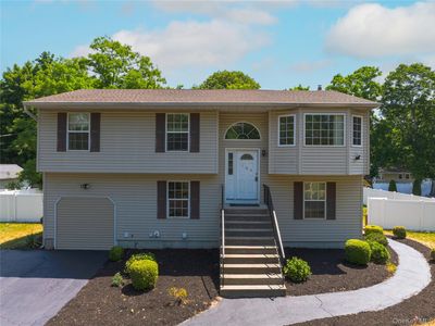 Property at 185 Magnolia Drive, Selden, NY