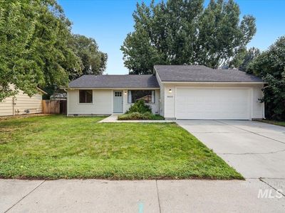 4010 N Cambria Way