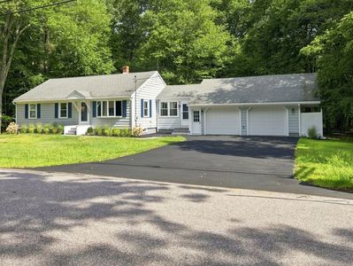 17 Drinkwater Rd