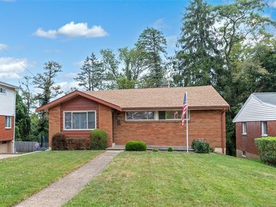 224 Kingston Dr