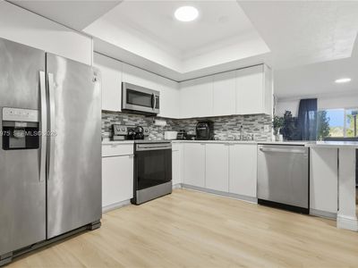 5850 NW 57th Ave APT 3