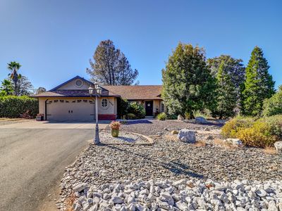 6720 Stallion Ridge Rd