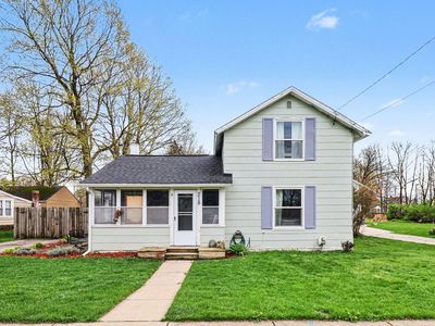 218 E Vienna St