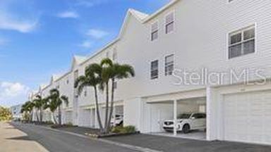 3607 E Bay Dr Unit 211